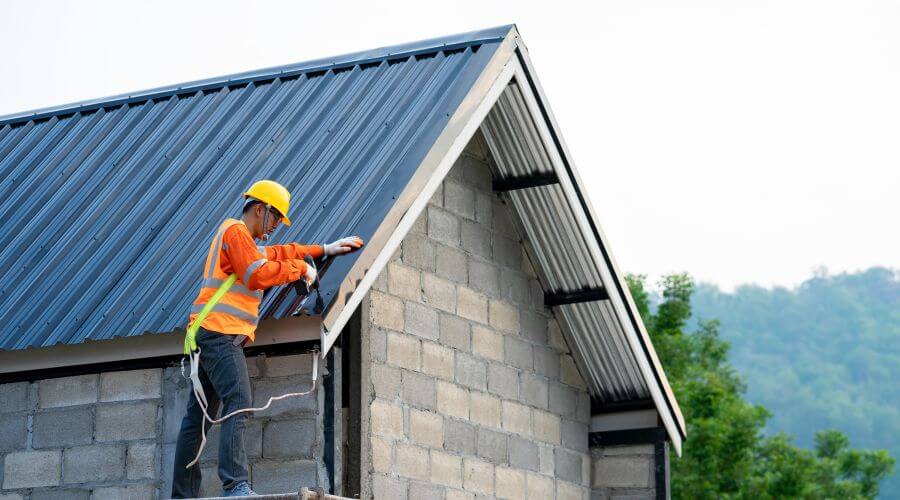 Professional residential roofers in Wytopitlock, ME